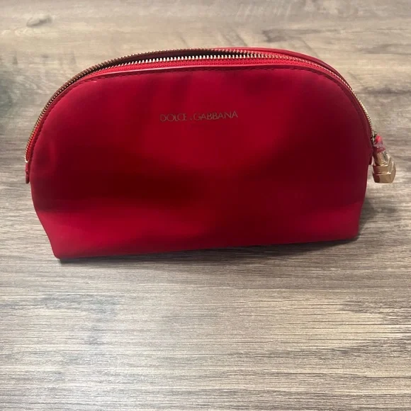 Dolce and Gabbana cosmetic case - Picture 1 of 8